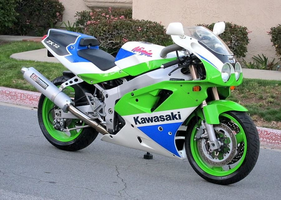 Homologation Special – 1992 Kawasaki Ninja ZX-7R K2 | Bike-urious