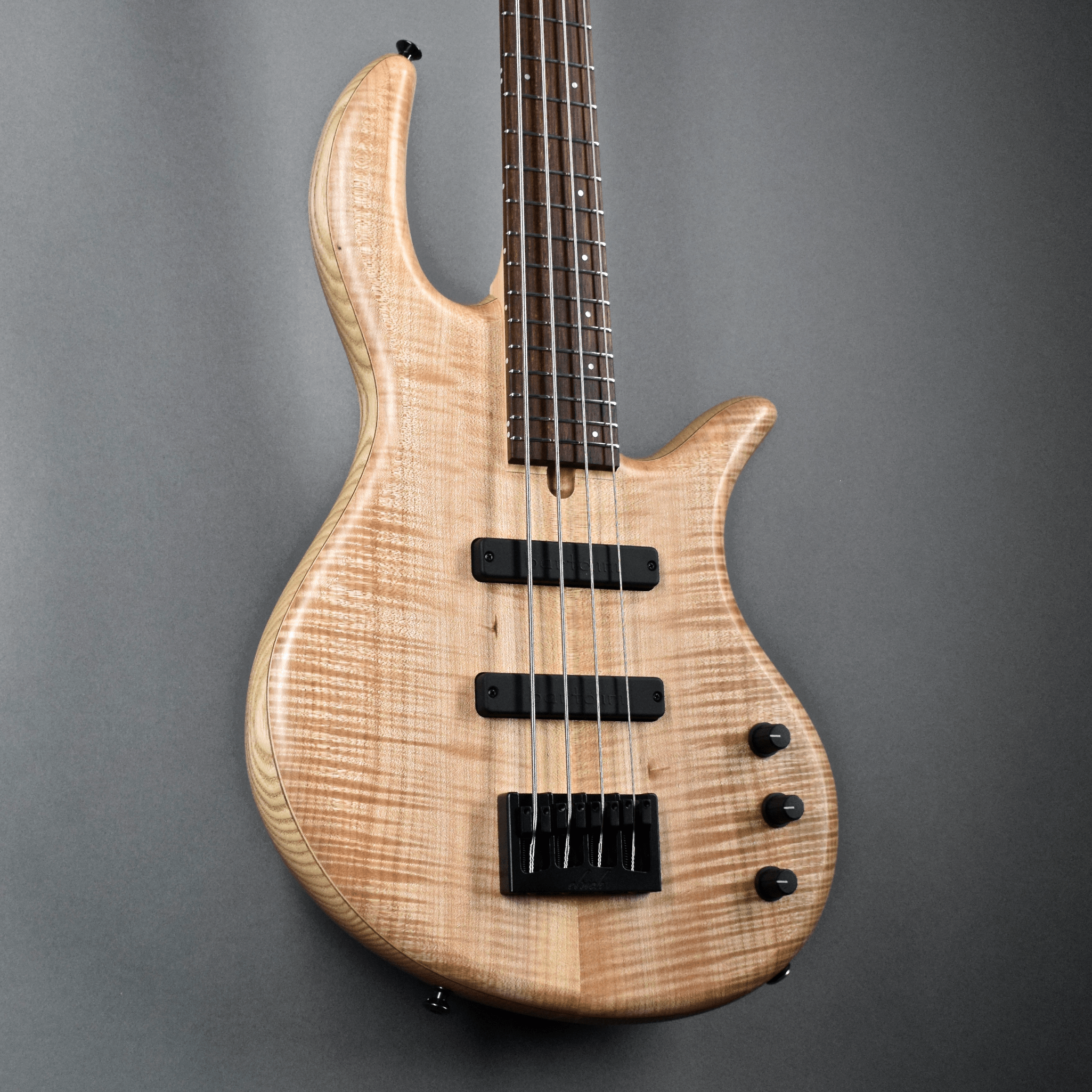Elrick Gold Series, Hand-Carved e-volution 4-String Bass Guitar