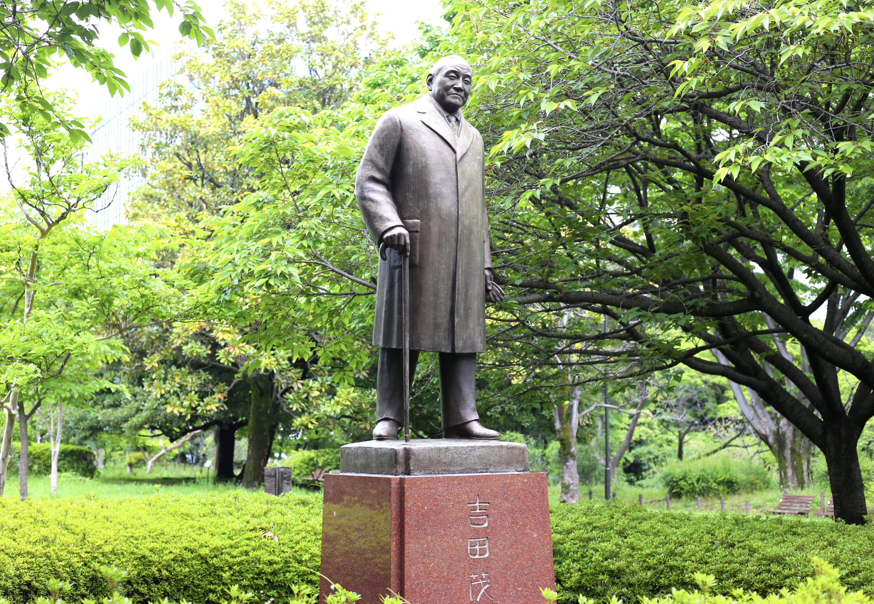 吉田茂像 | 東京とりっぷ