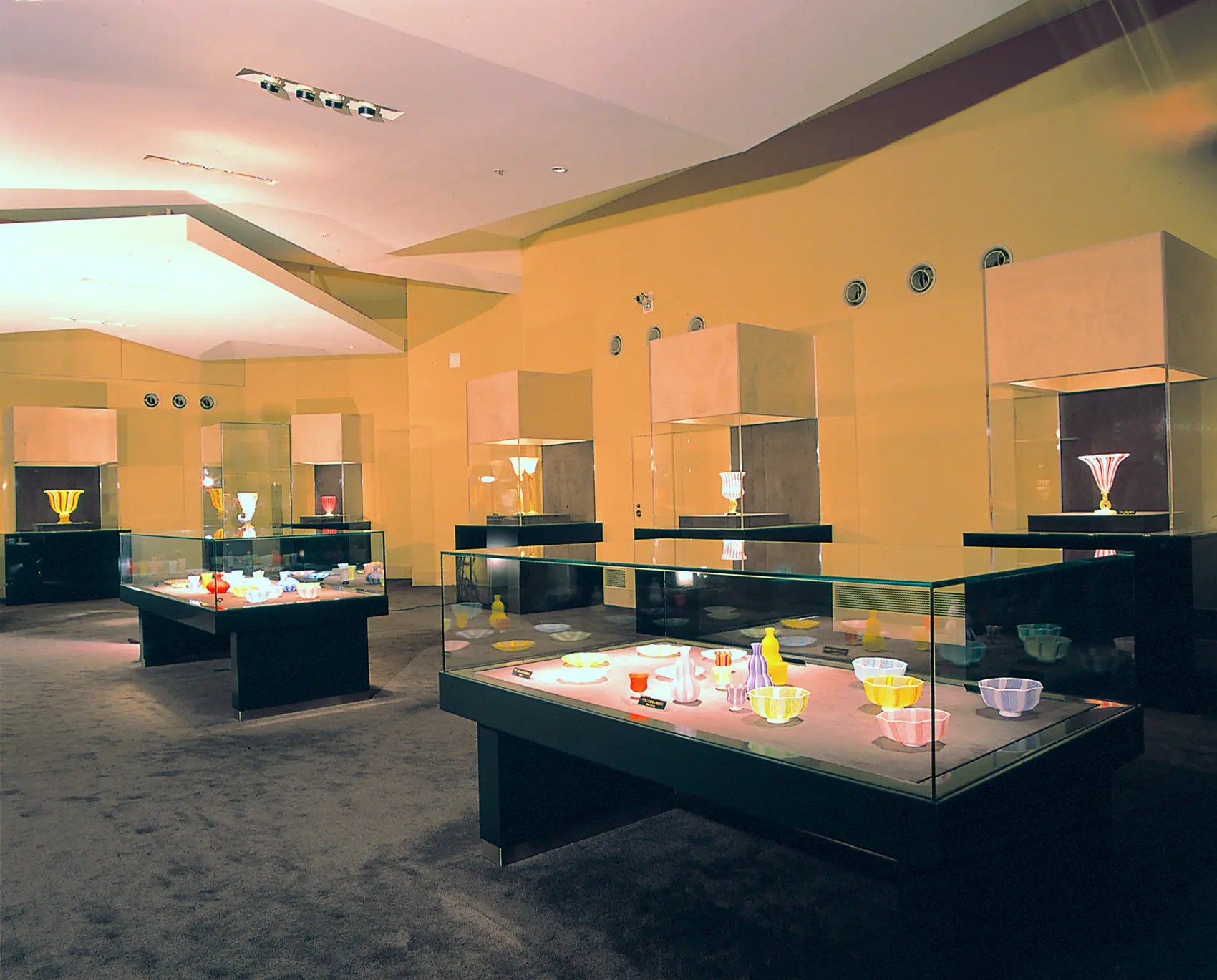 藤田喬平ガラス美術館 | ニッポン旅マガジン