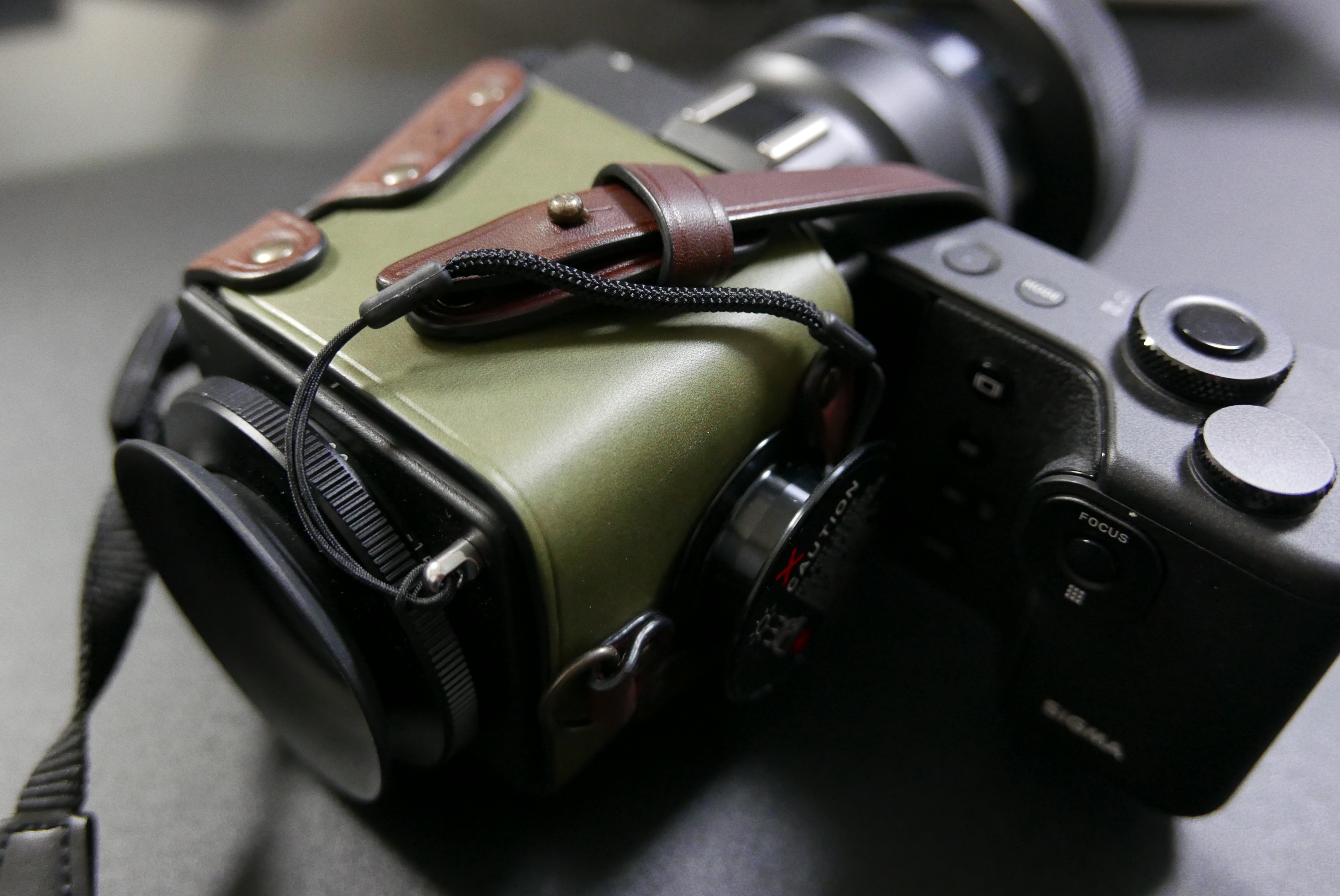 鳥井工房のdp Quattroビューファインダーケース｜ザブログ