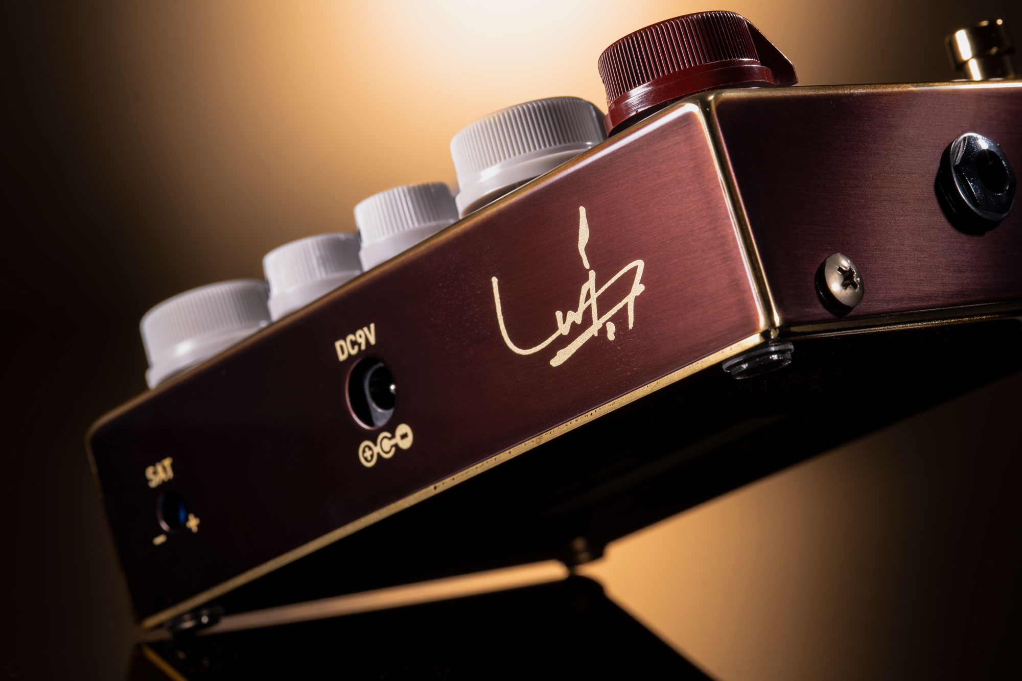 エフェクターVEMURAMから新製品Charモデル”SPIRITONE”が発売