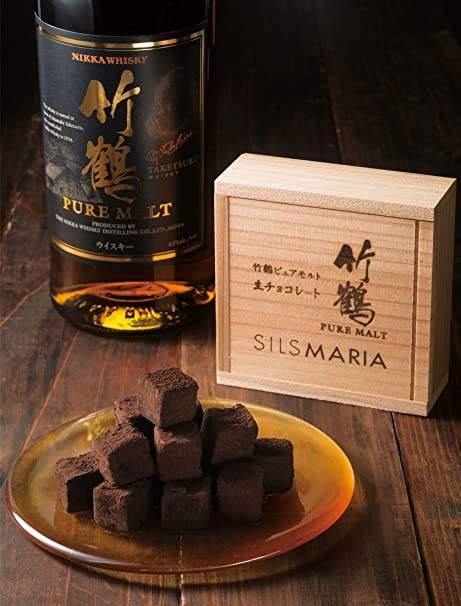 レビュー】竹鶴 17年 ピュアモルト 43%の味と評価は？定価と市場価格も