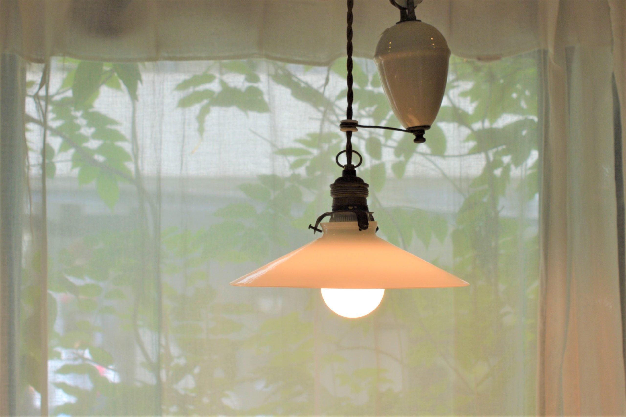 ストア 【merci】 2b. フランス 吊り下げ 滑車 ランプ 古道具 店舗什器