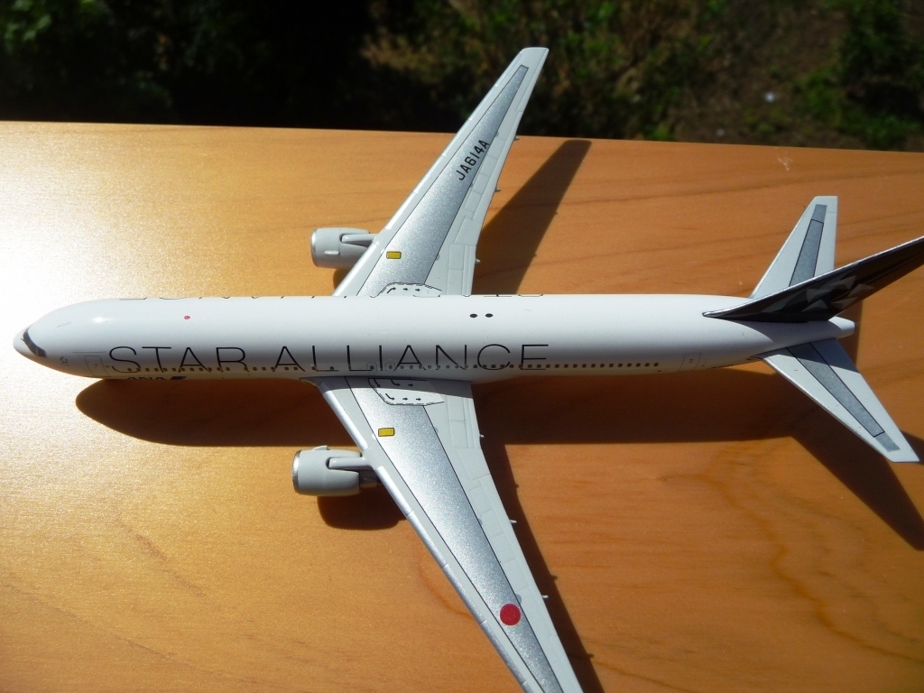 1/200 ANA B767-300ER スターアライアンス塗装 JA614A 1/200 ANA B767