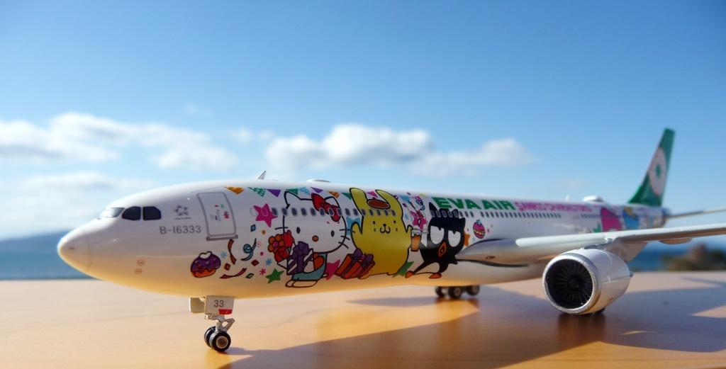 EVA AIR ハローキティ航空機モデル3種セット EVA AIR ハローキティ