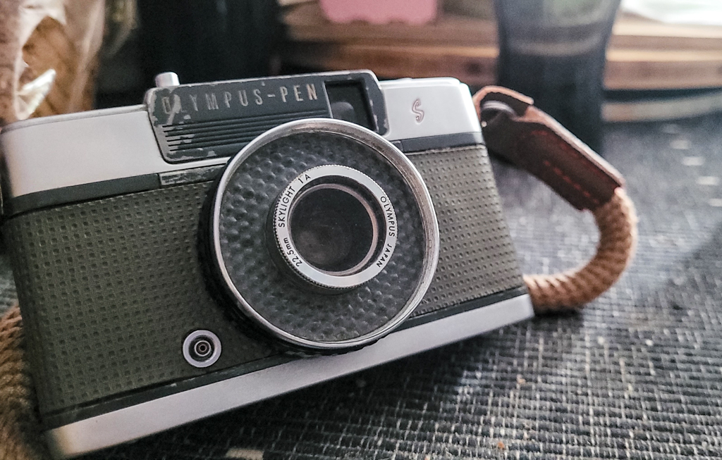 Why the Olympus Pen EE-S Is the Best Budget Film Camera for