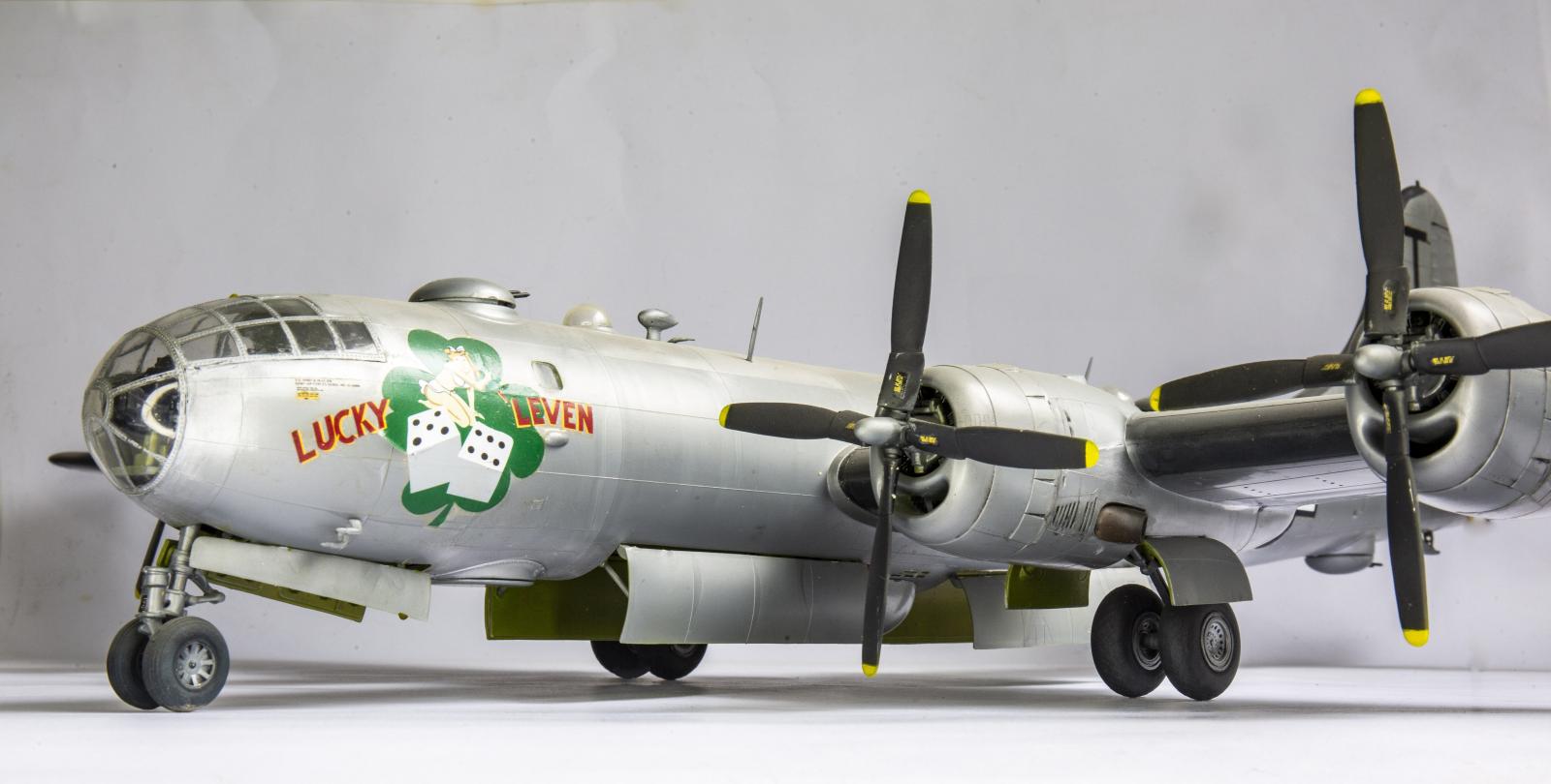 航空機・ヘリコプター MONOGRAM B-29 SUPERFORTRESS 1/48 Monogram