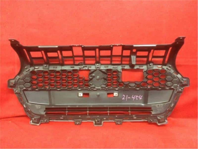 Used]Radiator Grille SUZUKI Swift 2018 DAA-ZC43S 7174052R70C48