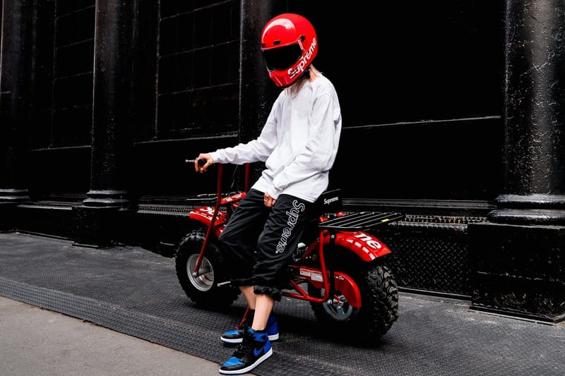 発売前の Supreme x Coleman コラボミニバイクにクローズアップ
