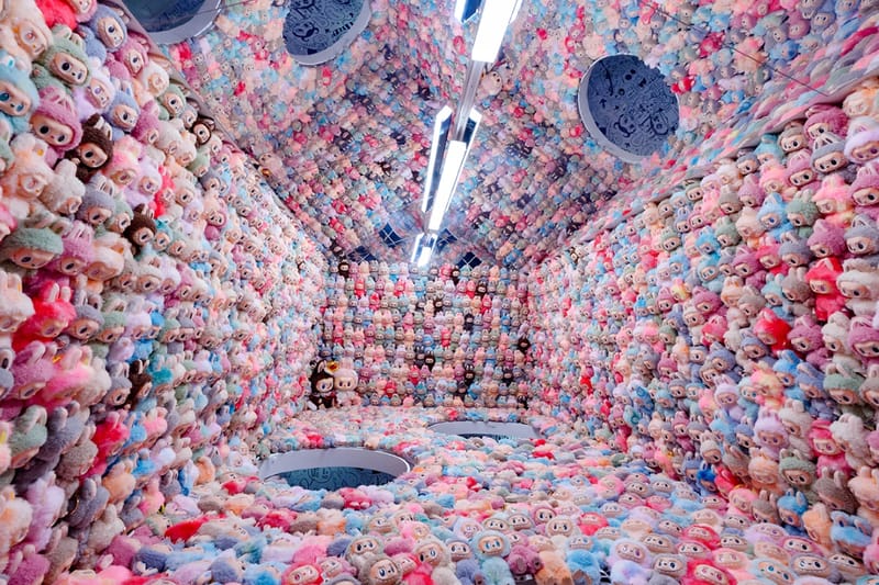 モンスター バイ モンスターズ: ナウアンドゼンが開催 | Hypebae