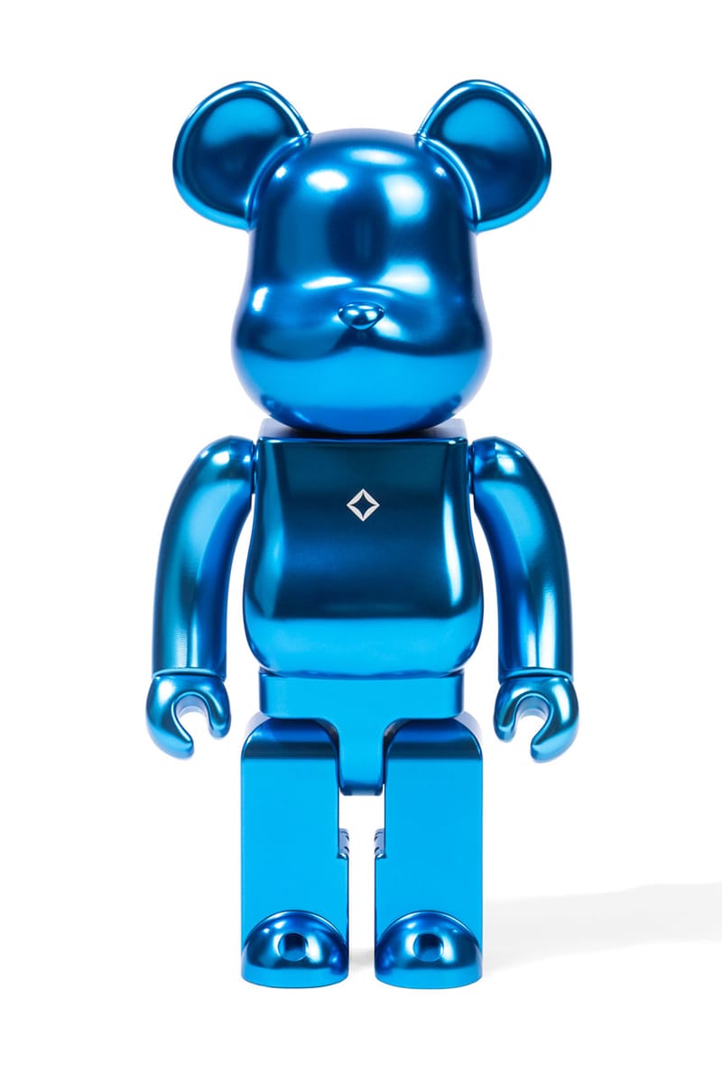 メディコムトイとヘリノックスによる初のコラボベアブリックが登場