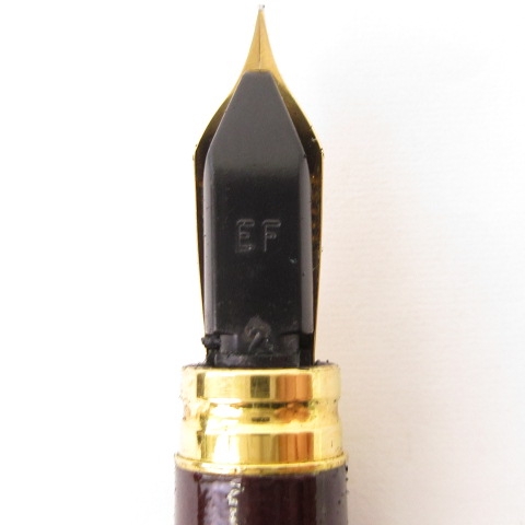 Waterman Ideal 万年筆 黒 ペン先18金使用の高級品 美品・フランス製