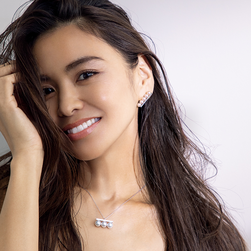 デイリーに永く付き合える！「TASAKI」のパールジュエリーを | VERY NaVY