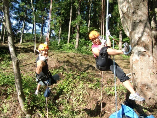 群馬県みなかみ・木のぼり】地上10m 樹上の世界を体感しよう！木のぼり