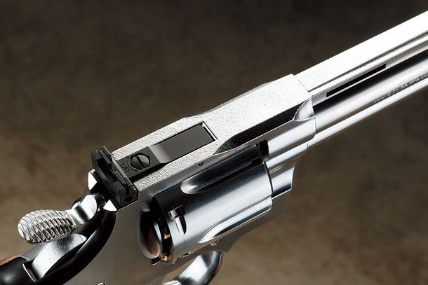 タナカ「コルトパイソン.357マグナム6インチ “R-model” ステンレス