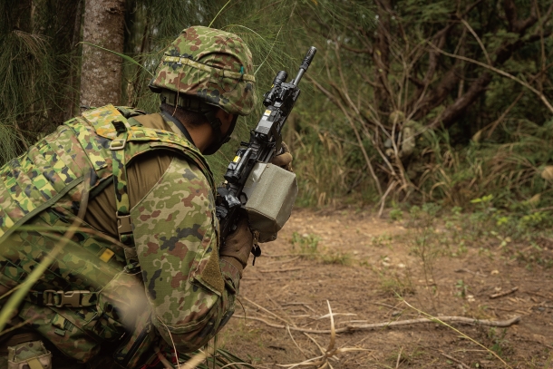 陸上自衛隊で使用されているコンバットシャツとは!? | ニュース