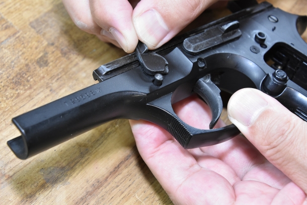 ベレッタM92F再生計画【下処理編】 | ニュース | アームズマガジンウェブ