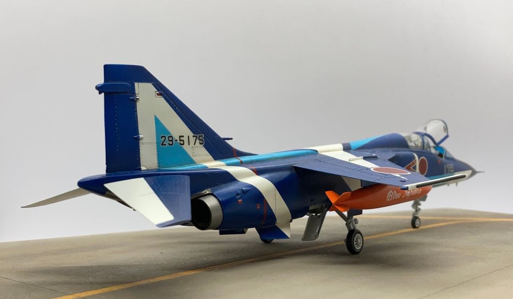 ホビマスター ブルーインパルス T-2 Amazon | HOBBY MASTER 1/72 航空