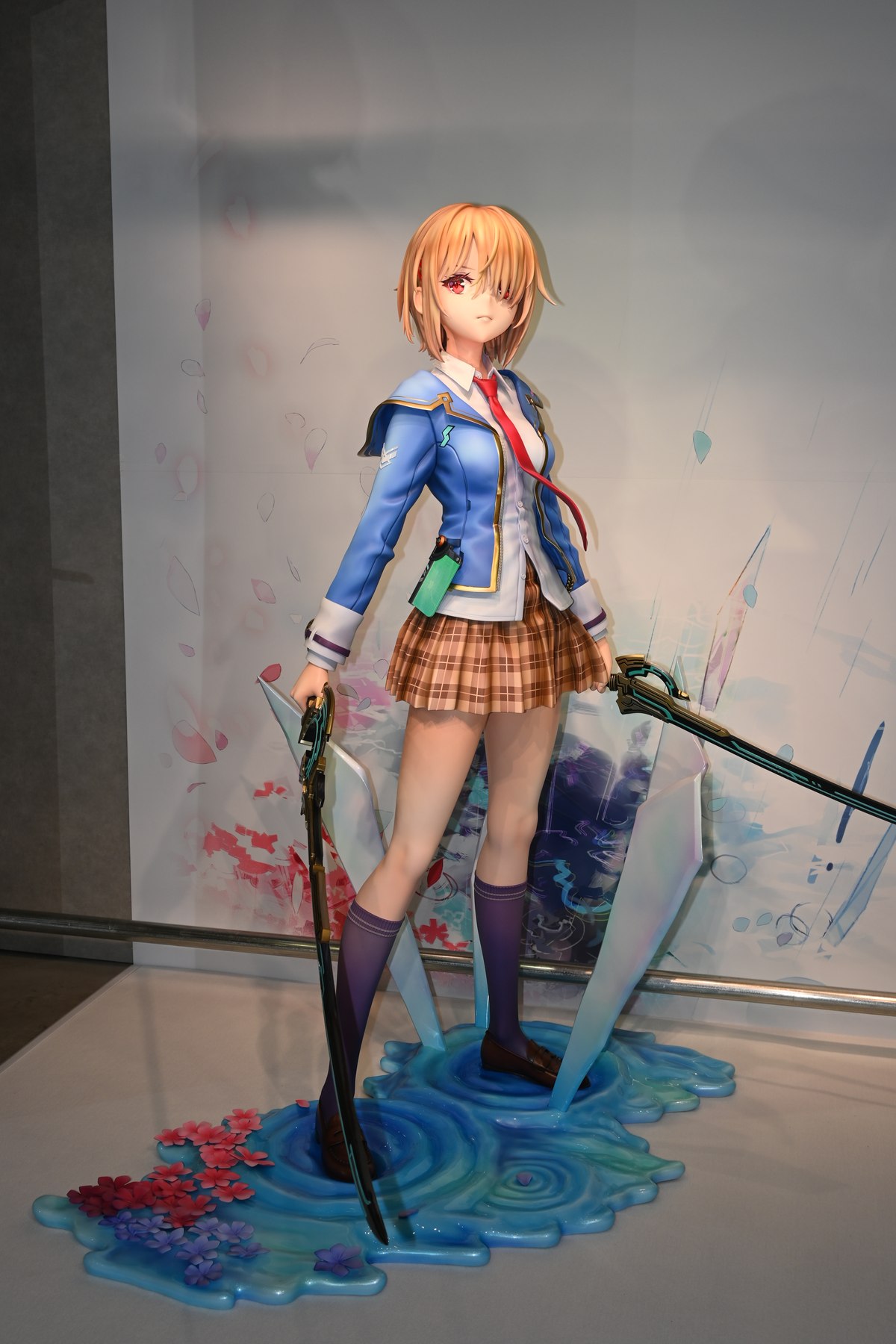 新発売】 ヘブンバーンズレッド」茅森月歌の等身大・スケール各