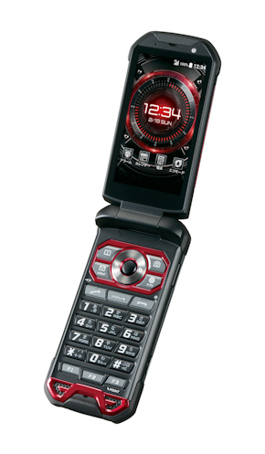 auの折りたたみ型タフネスケータイが約6年ぶりに登場――「TORQUE X01