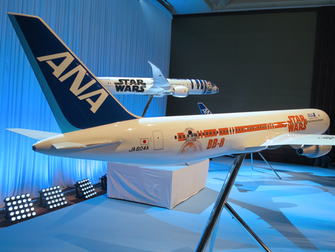 R2-D2」「BB-8」が空を飛ぶ ANA「スター・ウォーズ」特別機、10月就航