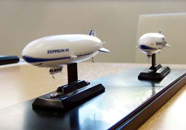 タカラ 飛行船 ラジコン SKYSHIP SS04 1/72スケール タカラ、ラジコン