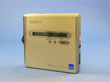 新時代のスタンダードになるか？――“新MD”「Hi-MD」を試す：レビュー（1