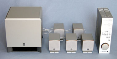 シネマDSPの“映画館の臨場感”を2万円台で――ヤマハ「TSS-15」：レビュー