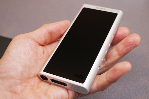 バランス対応と音質強化、ハイレゾウォークマンの新型「NW-ZX300」を