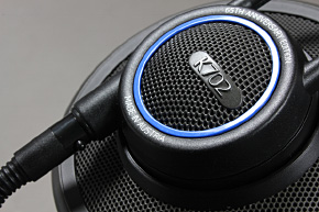 らしさ”際立つスペシャルモデル、AKG 「K702 65th Anniversary Edition