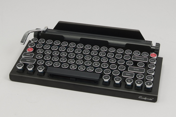 タイプライター風キーボード「Qwerkywriter」でレトロメカニカルの