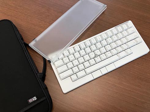 PFUがHHKBにキーボードルーフを付属した「HHKBハイブリッドワーク