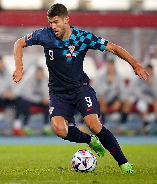 クロアチア代表アウェイユニフォーム