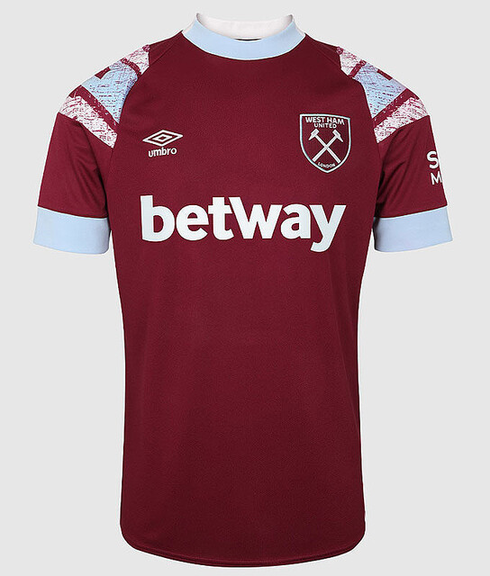ウェストハム、2022-23新ユニフォームを発表！「90年代レトロ」な