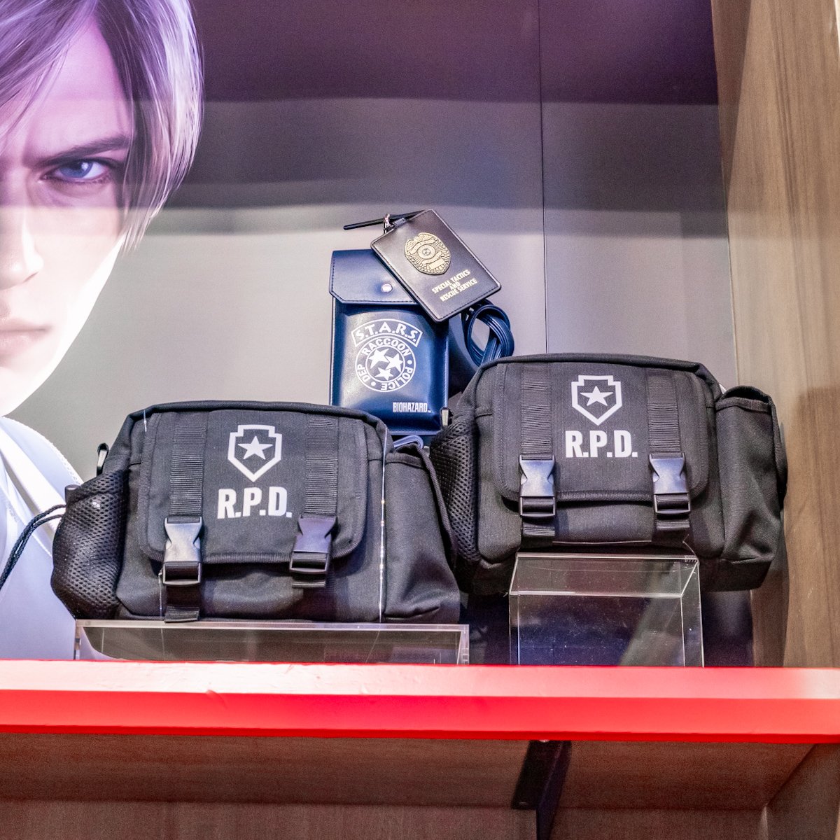 USJ ユニバ バイオハザード 3WAY バッグ 緊急スプレー ステンレス