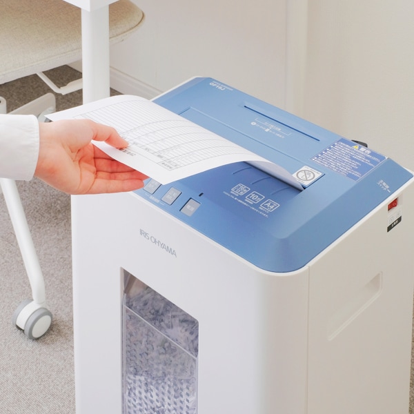 送料無料】 アイリスオーヤマ オフィスシュレッダー OF16J 23L クロス