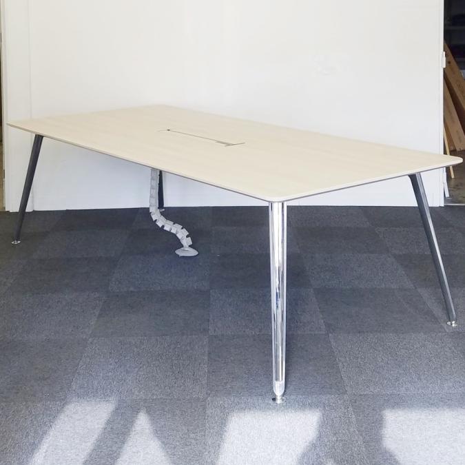 中古】プリシード 別注品 オカムラ/okamura ミーティングテーブル