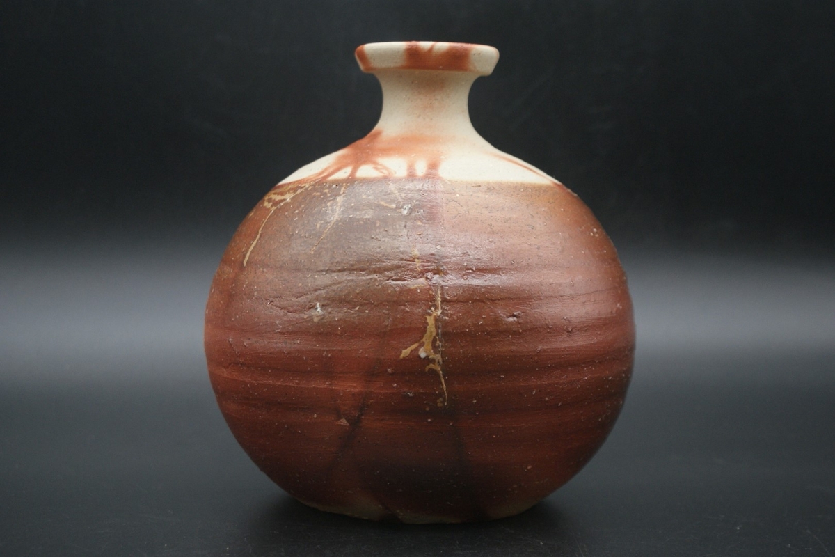 備前焼 人間国宝 伊勢崎淳 花生 花入 共箱 人間国宝 伊勢崎淳 蕪花生