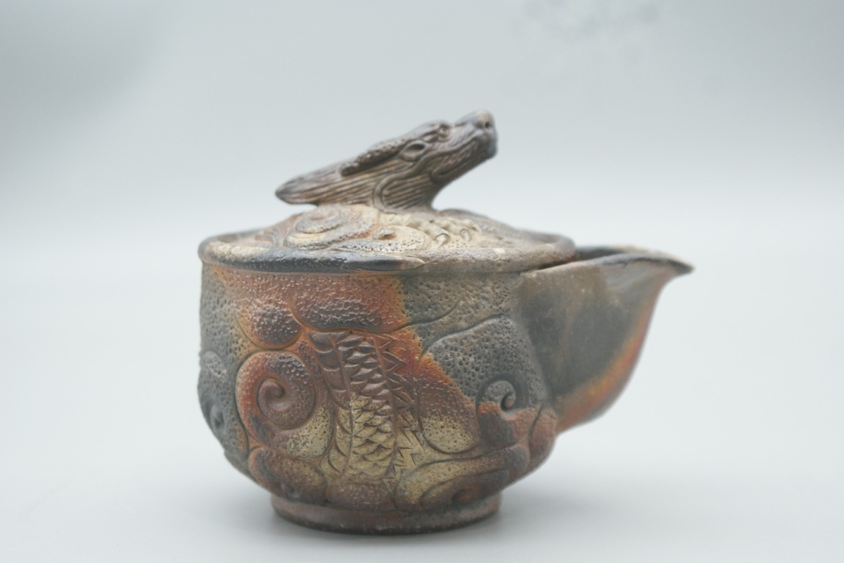 窯元 小西陶古 作 備前 宝瓶（龍） | 陶備堂オンラインショップ