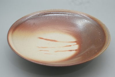 備前焼 作家物の大皿 大きさ、深さがちょうど良い備前焼 皿 - 備前焼作家