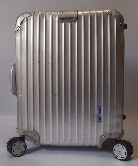 リモワ RIMOWA シルバーインテグラル 4輪 923.56 中古スーツケース 45L