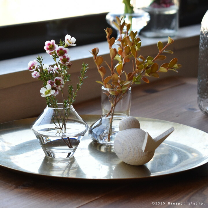 赤と透明のガラス花瓶 金のストライプ 赤と透明のガラス花瓶 金