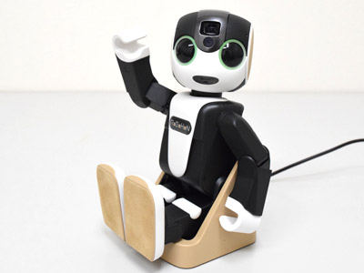 RoBoHoN ロボット 本体と充電器 RoBoHoN ロボット 本体と充電器