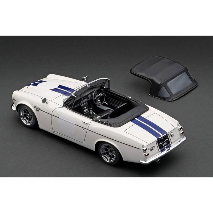 楽天市場】【沖縄・離島配送不可】1/18 DATSUN Fairlady 2000 (SR311
