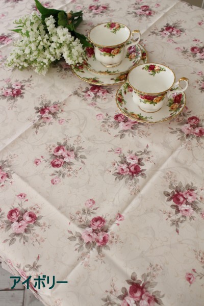 テーブルクロス 撥水加工 可愛い 6人掛けテーブル 135×240 エレガント