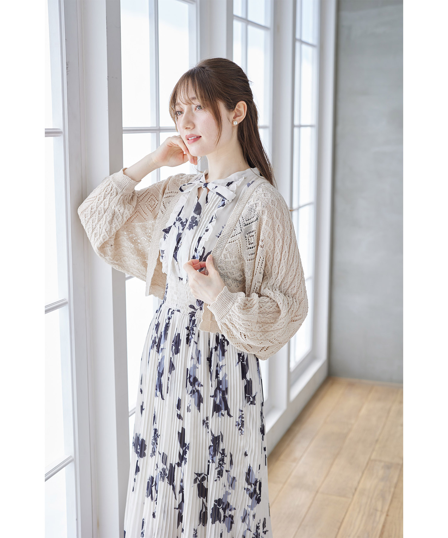 カギ編みスカラップニットボレロ