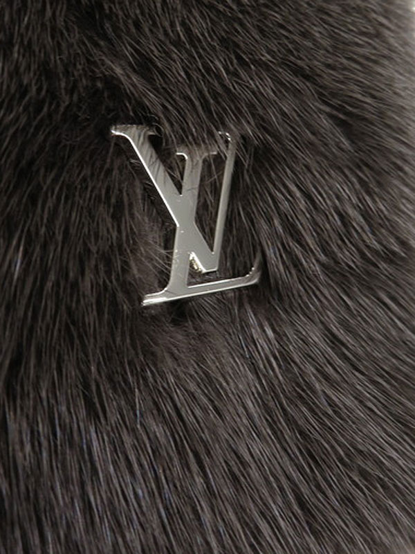 LOUIS VUITTON】ルイヴィトン『エシャルプ・モノグラム リバース