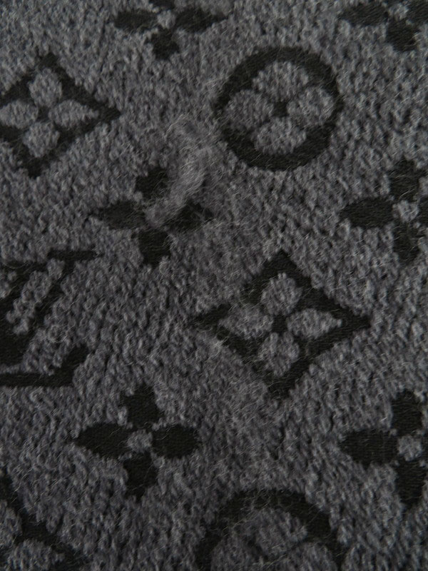 LOUIS VUITTON】ルイヴィトン『マフラー・モノグラム クラシック