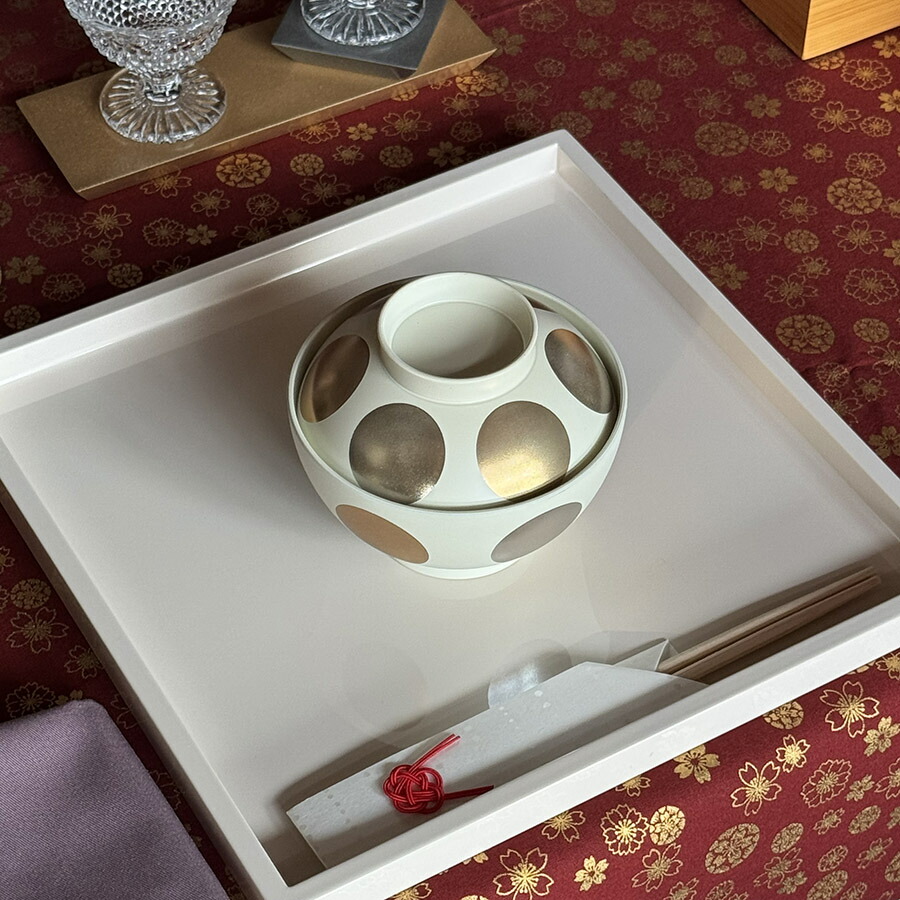 楽天市場】トレー 正方形 30cm トレイ お盆 シンプル 黒 白 赤 漆器